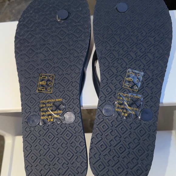 Tory Burch Floral Blue and Pink Flip Flops Sandals Size 9 NEW - Picture 6 of 6